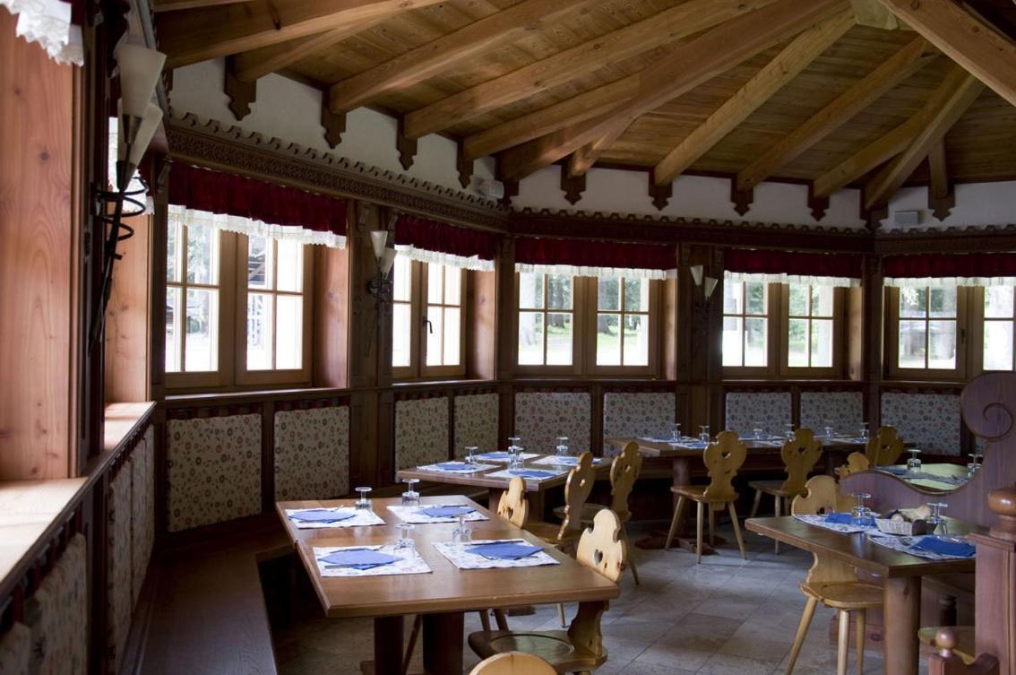 Rifugio Lago Nambino Madonna エクステリア 写真