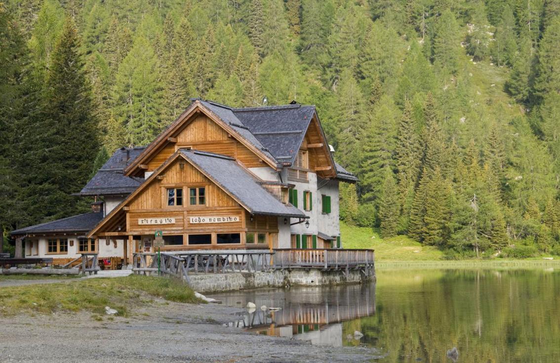 Rifugio Lago Nambino Madonna エクステリア 写真