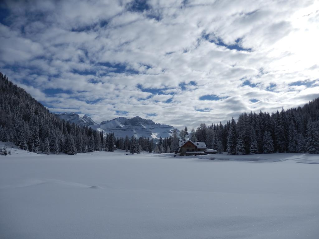 Rifugio Lago Nambino Madonna エクステリア 写真