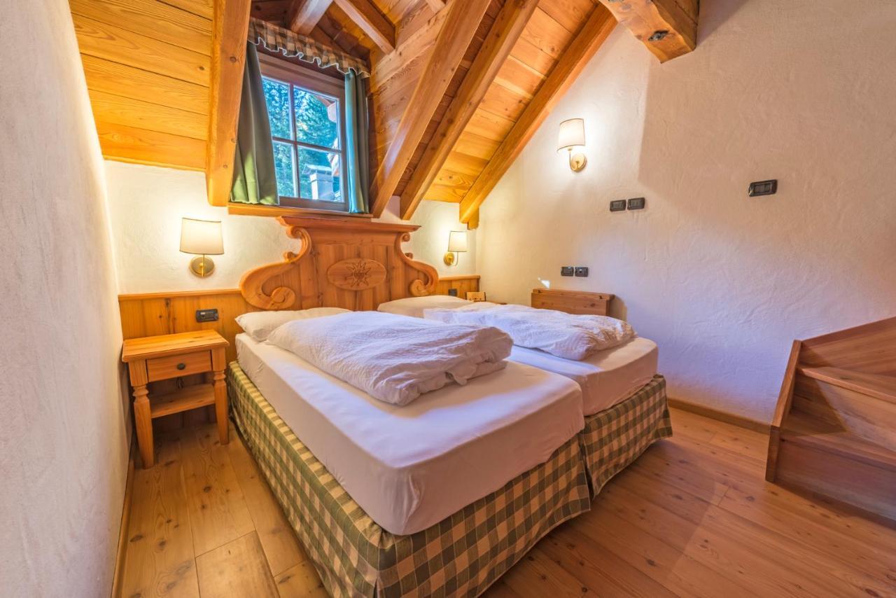 Rifugio Lago Nambino Madonna エクステリア 写真